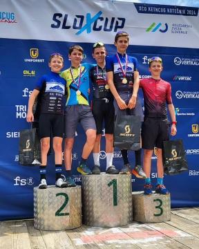 Kolesarji Kolesarskega kluba Ravne odlični na tretji dirki (1)